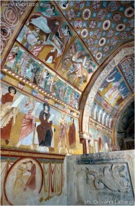 Bominaco AQ, oratorio di San Pellegrino, interno