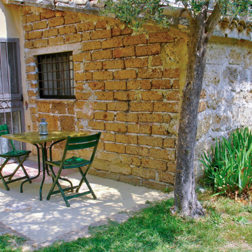 One-Bedroom Residence – 3 Beds (Standard Plus)